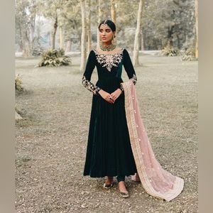 Faiza Saqlain Green Anarkali 3 piece dress - Zarlashta